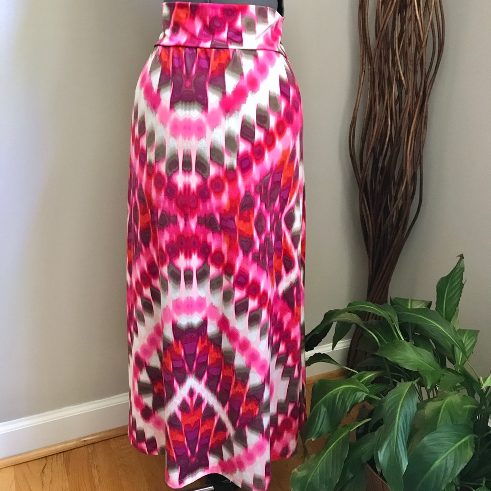 💵5 FOR $25💵 Boho Festival Pink Print Skirt
